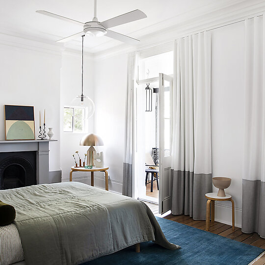 Interior photograph of Elià House by Chris Warnes