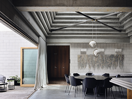 Interior photograph of Bellows House by Derek Swalwell