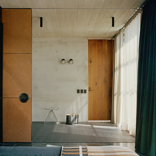 Interior photograph of Fisherman's House by Gavin Green 