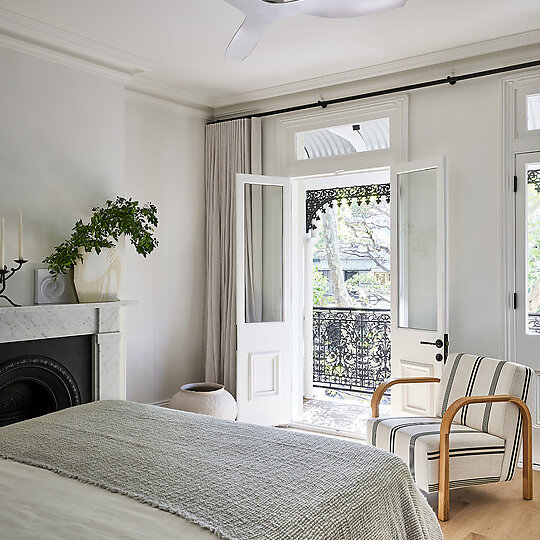 Interior photograph of Crown St Terrace by Pablo Veiga