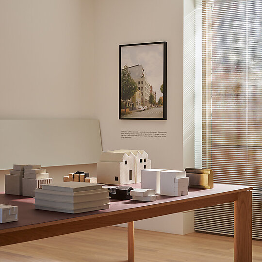 Interior photograph of Otter Display Gallery by Veeral Patel