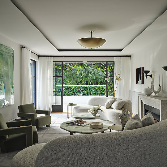Interior photograph of Monsieur G by Dave Wheeler