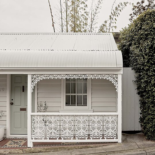 Interior photograph of Hargrave Cottage by Nic Gossage
