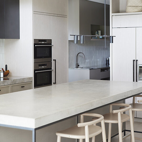 Interior photograph of Taylors Bay Residence by Jen Wilding Photography