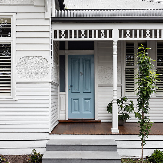 Interior photograph of GRID HOUSE by Photographer: Timothy Kaye, Stylist: Bea Lambos (Bea & Co)