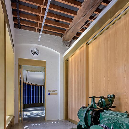 Interior photograph of Judith Neilson Institute for Journalism and Ideas by Ben Guthrie