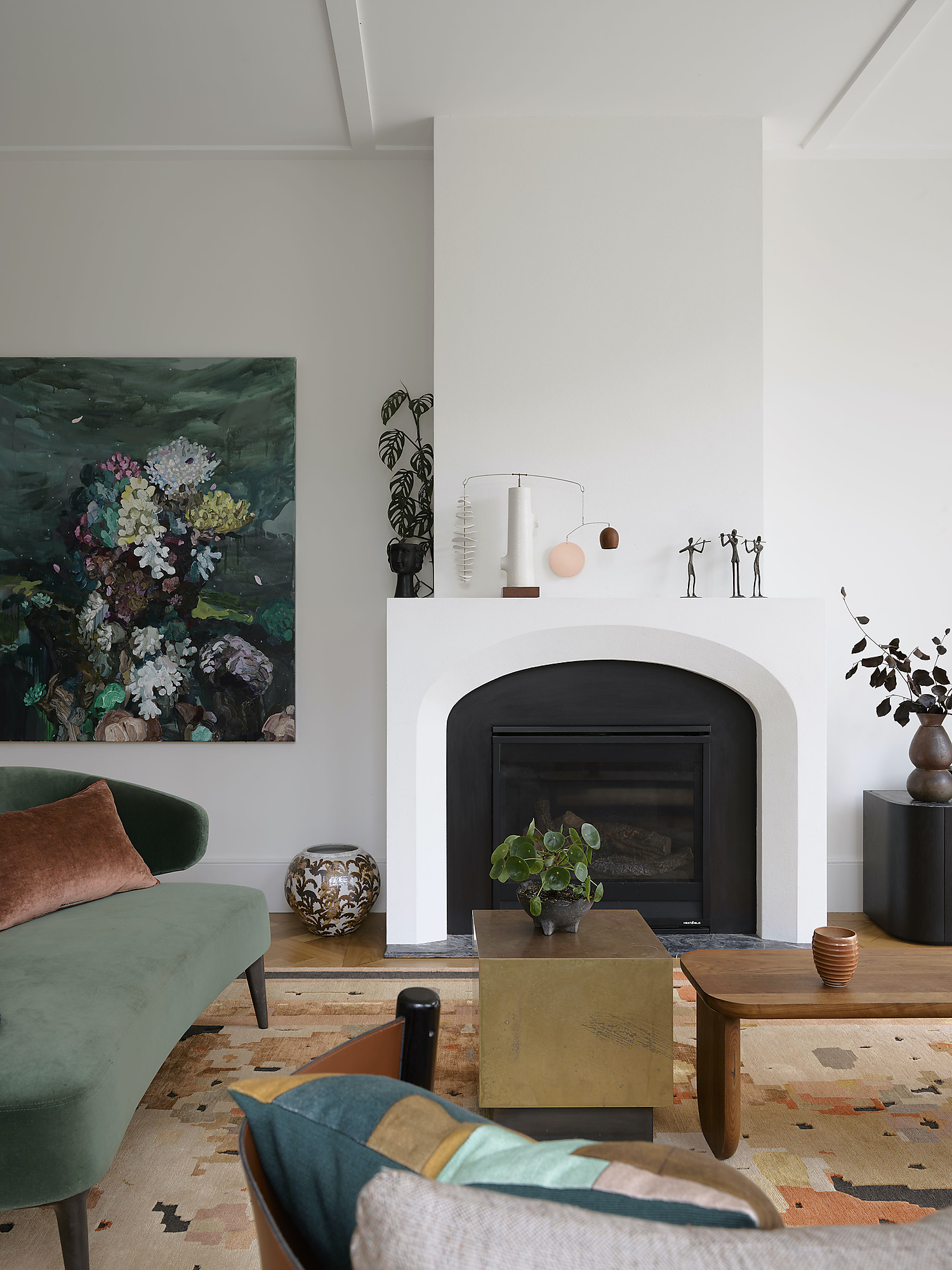 Interior photograph of QUEENS PARK HOUSE by Anson Smart