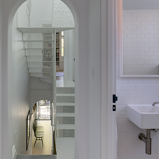 Interior photograph of Annandale Terrace by Brett Boardman