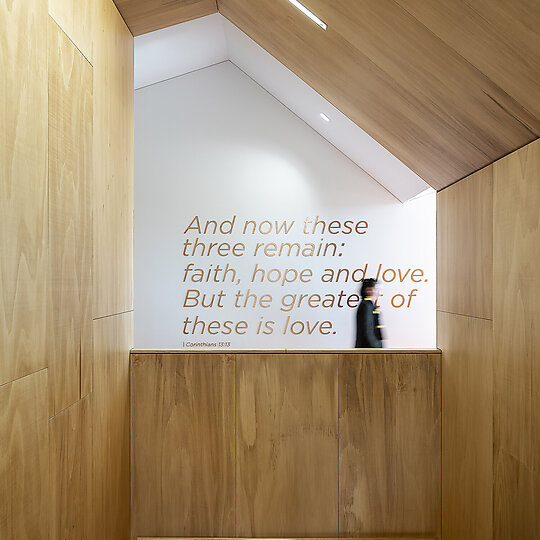 Interior photograph of Ravenswood Senior Learning Centre by Tom Fergusson