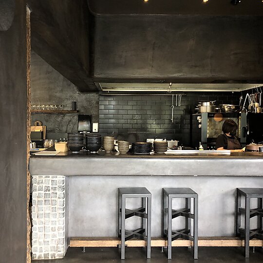 Interior photograph of Edition Roasters by Alana Beveridge